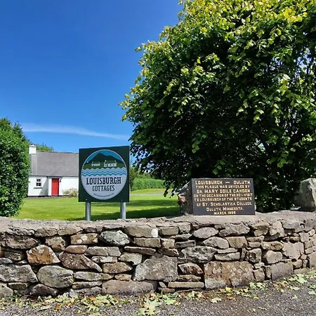 Wild Rowan - 2 Bedroom Vakantiehuis Louisburgh